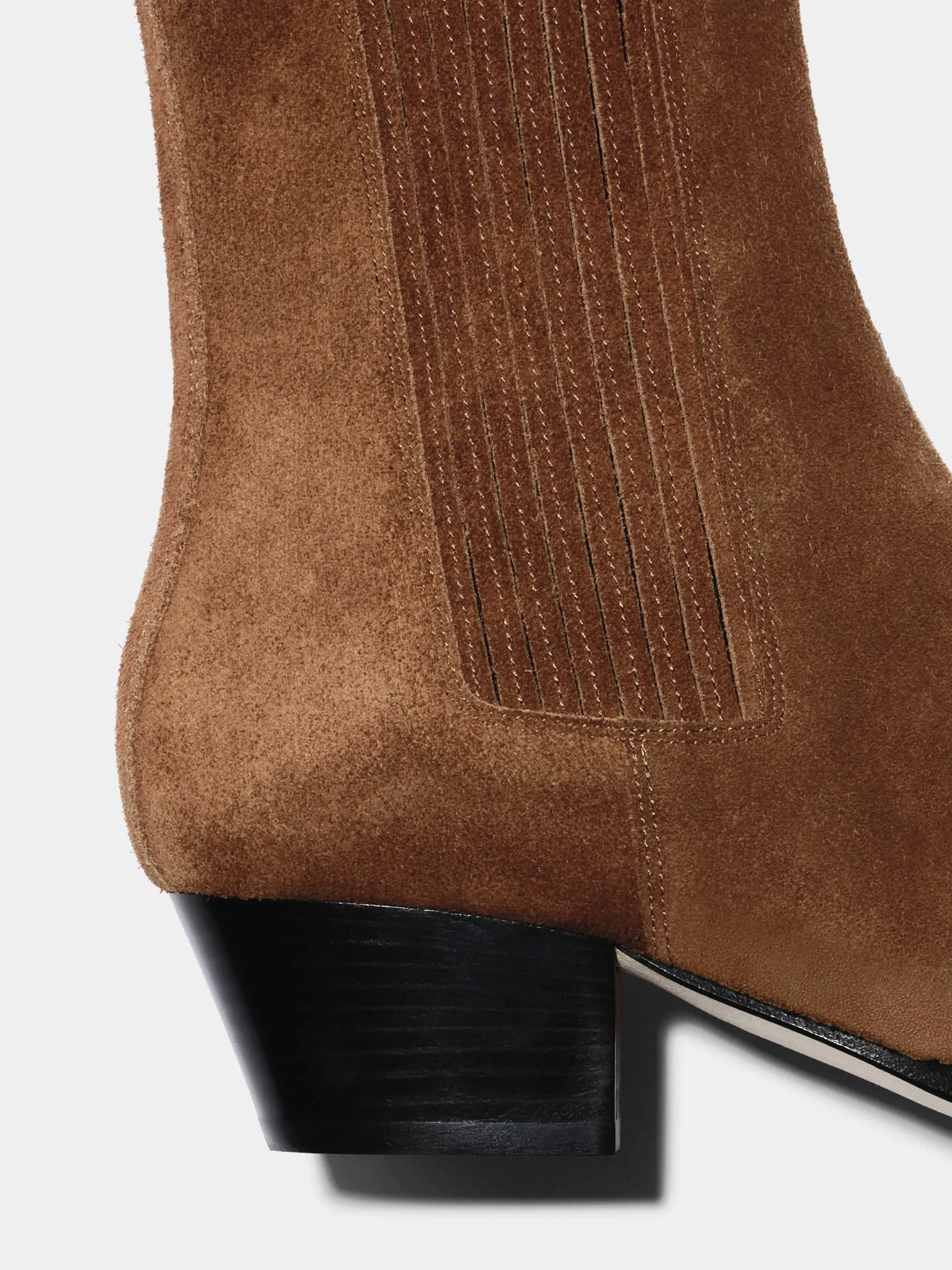 Agata Suede Ankle Boots Avant Mood Ultimate Durability