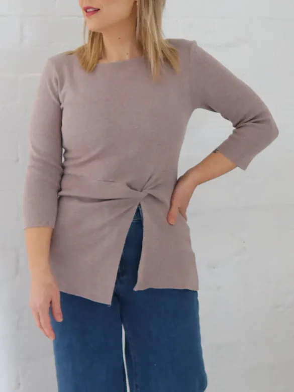 Daily Outfit Style Stretchy Fit Ailani Knit Top - Mocha