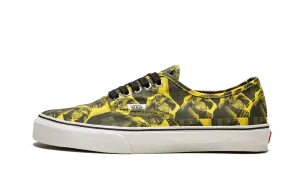 Authentic Pro "Supreme - Bruce Lee (2013)" Grab Quick Sporty Edge
