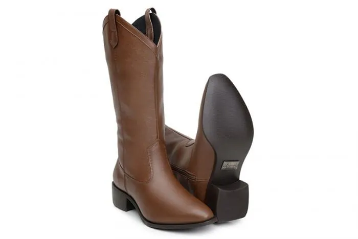 Breathable Weekend Wanderer 'Carlotta' women's pull-on boot by Ahimsa - cognac