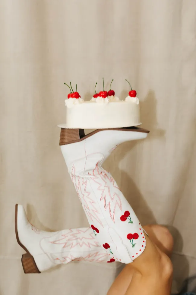 Kamp Cherry Boots Clean Form