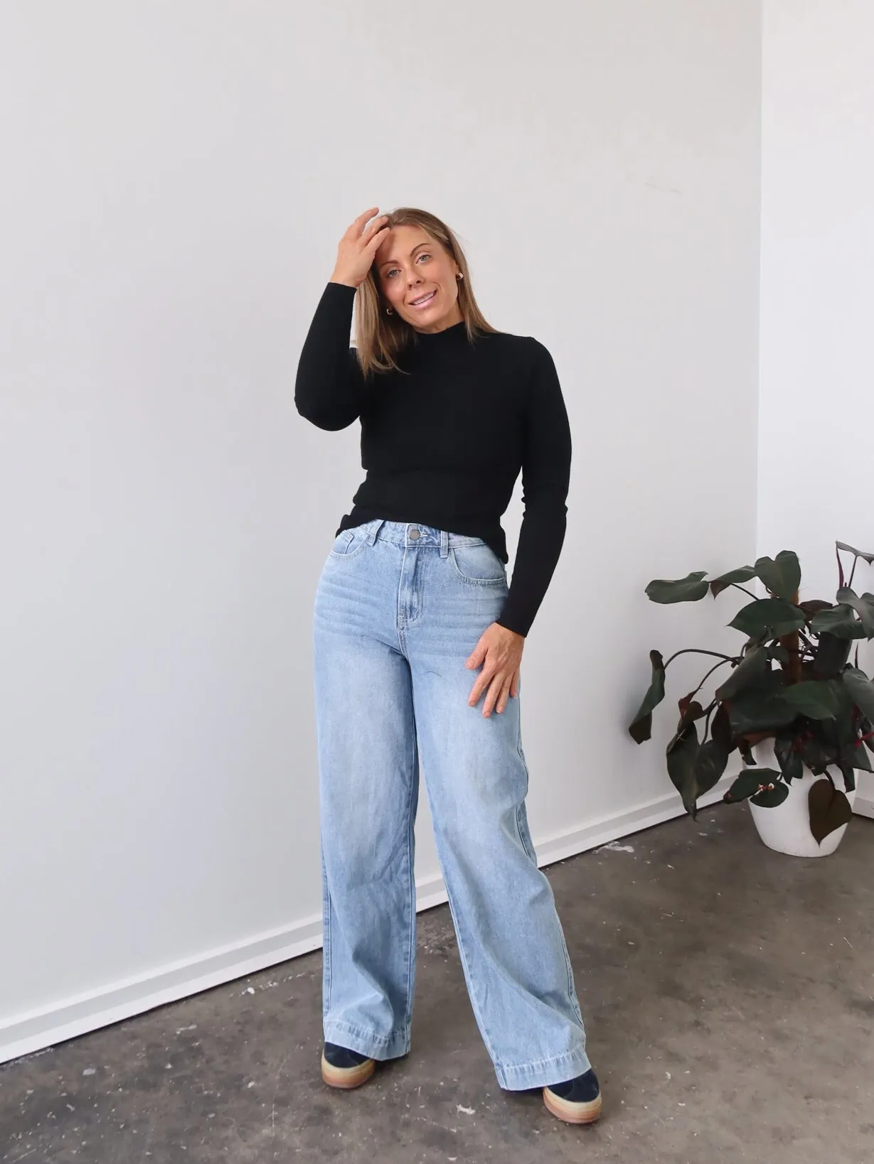 Amy Knit Top - Black Casual Essentials Wear Trendy Vibes