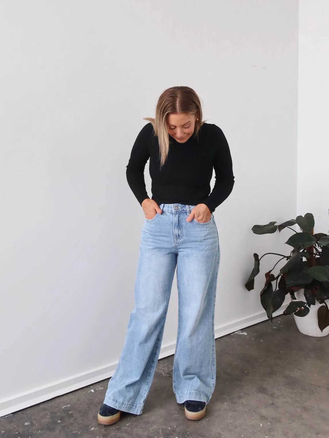 Amy Knit Top - Black Beach Wear Cool Layering