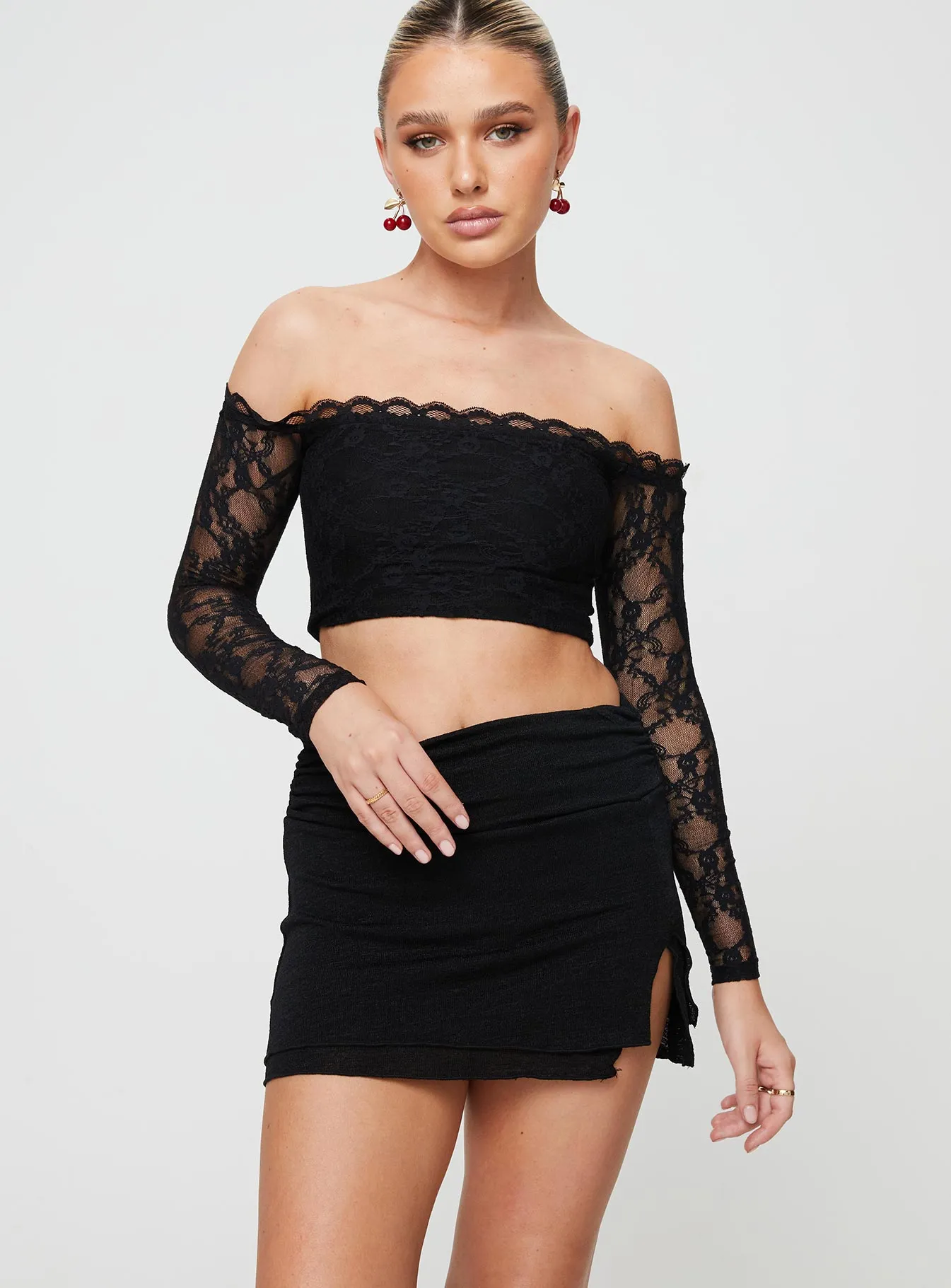 Neat Fit Angel Mini Skirt Black