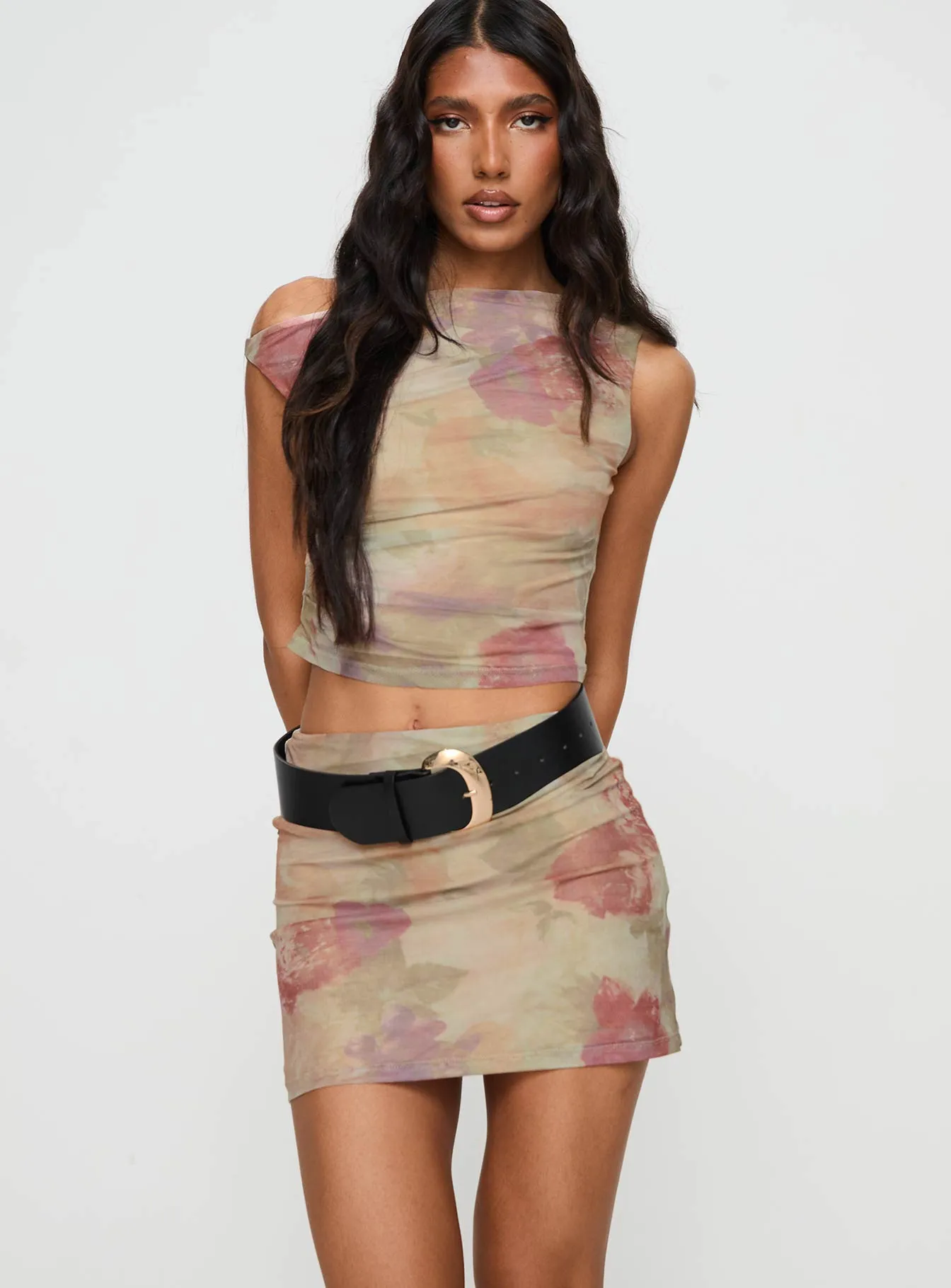 casual finish Outfit Flow Mahlari Set Floral