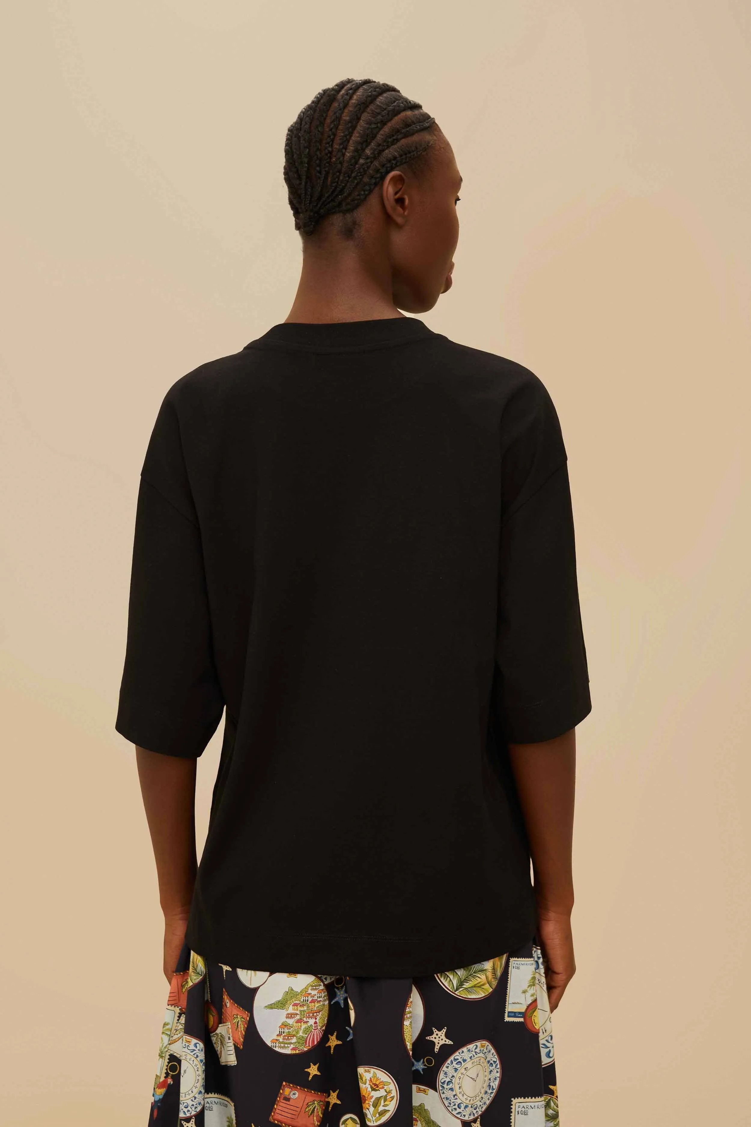 Simple Wear Subtle Details Black Tropical Organic Cotton T-Shirt