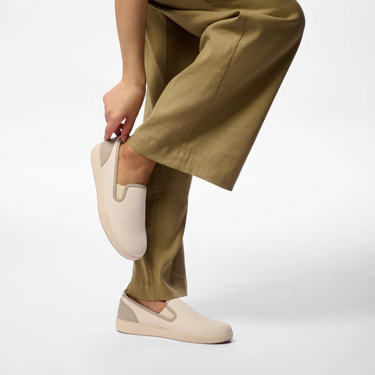 Court Fast Encore Slip On Metatarsal