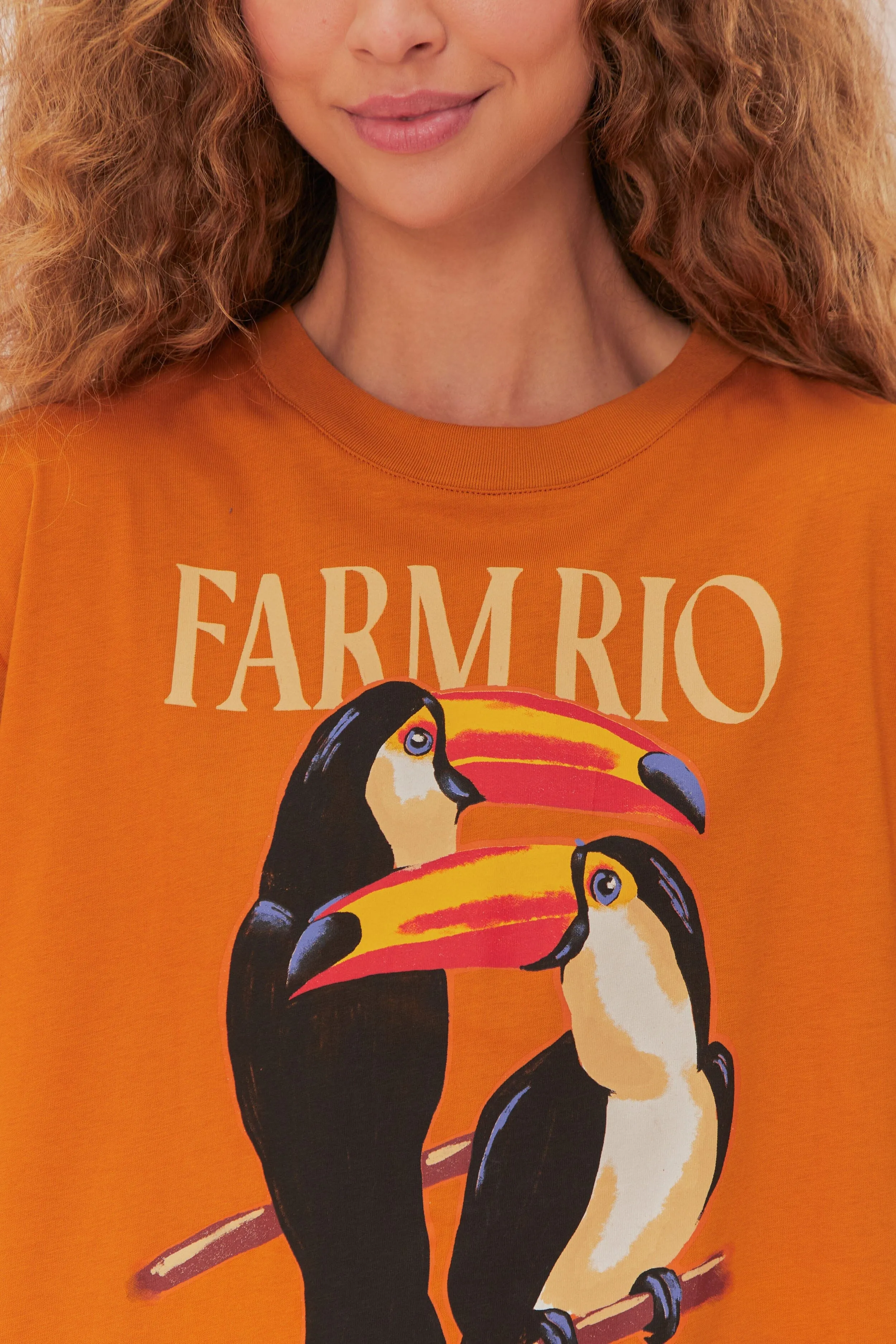 Trendy Vibes Relaxed Comfort Wear Brown Farm Rio Toucan Organic Cotton Relaxed T-Shirt