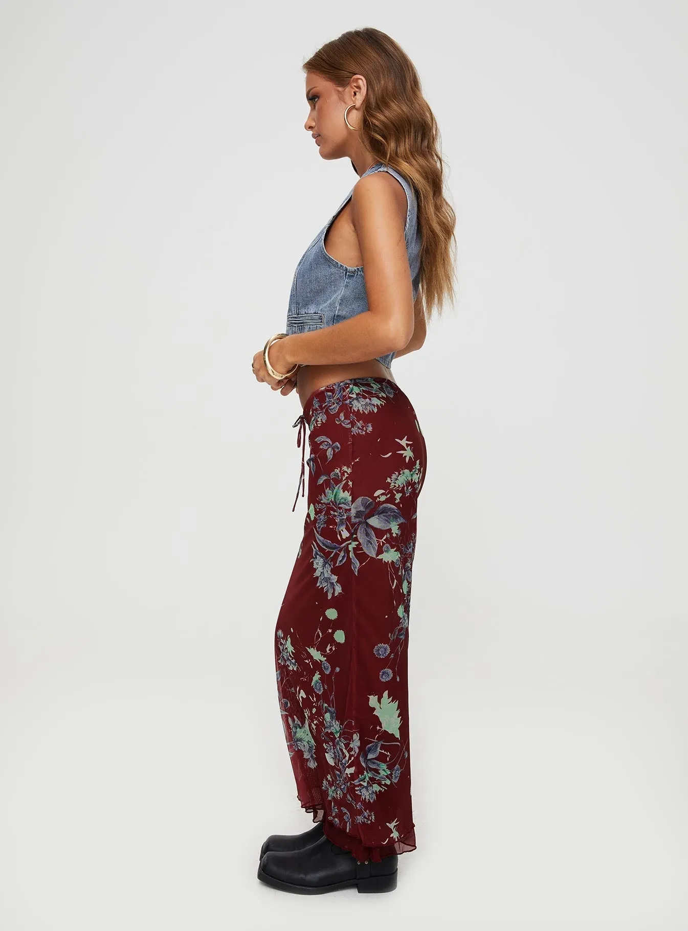 Buchan Maxi Skirt Red Floral Cozy Vibe