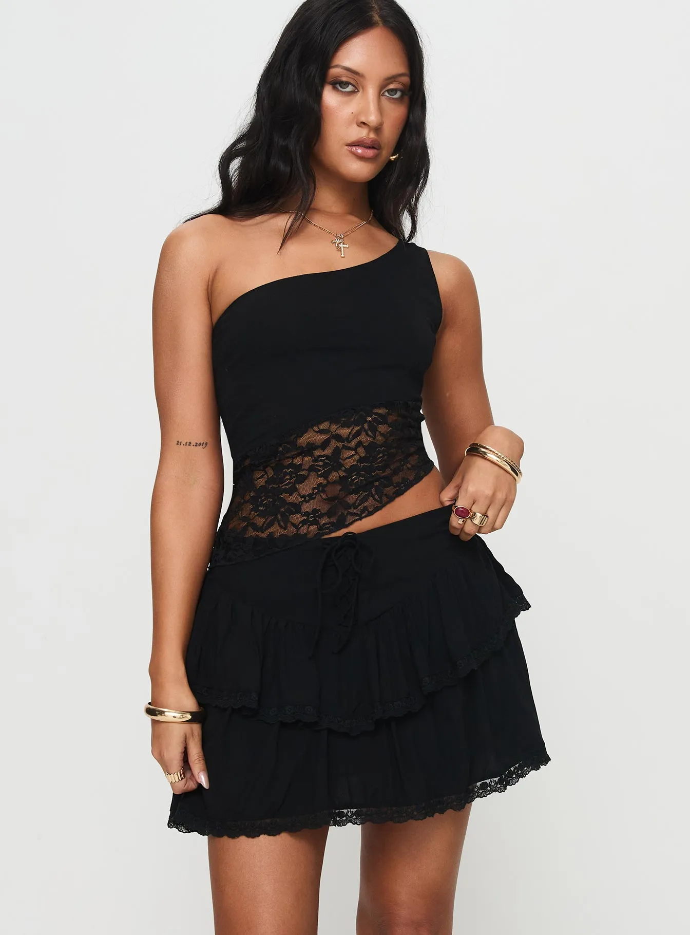 Capshaw Mini Skirt Black Machine wash safe High Street Fashion