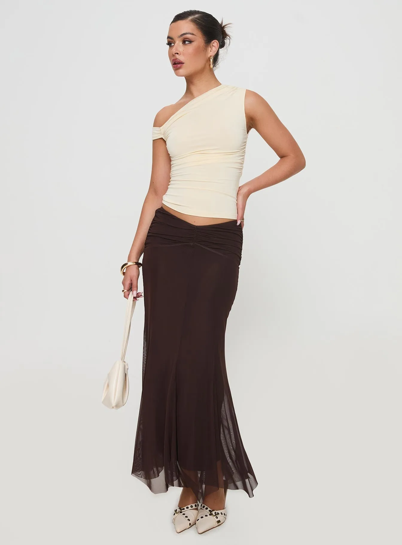Cavatelli Ruched Maxi Skirt Chocolate Visual Outfit