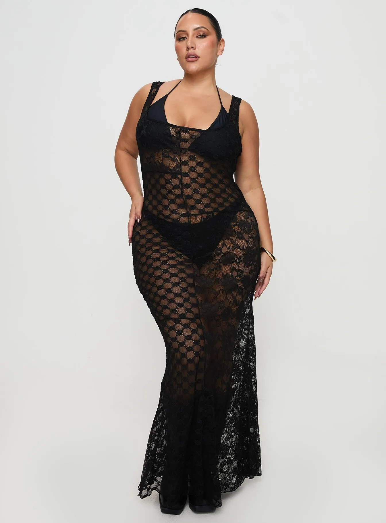 Effortless Pair Zhara Lace Dress Black Curve