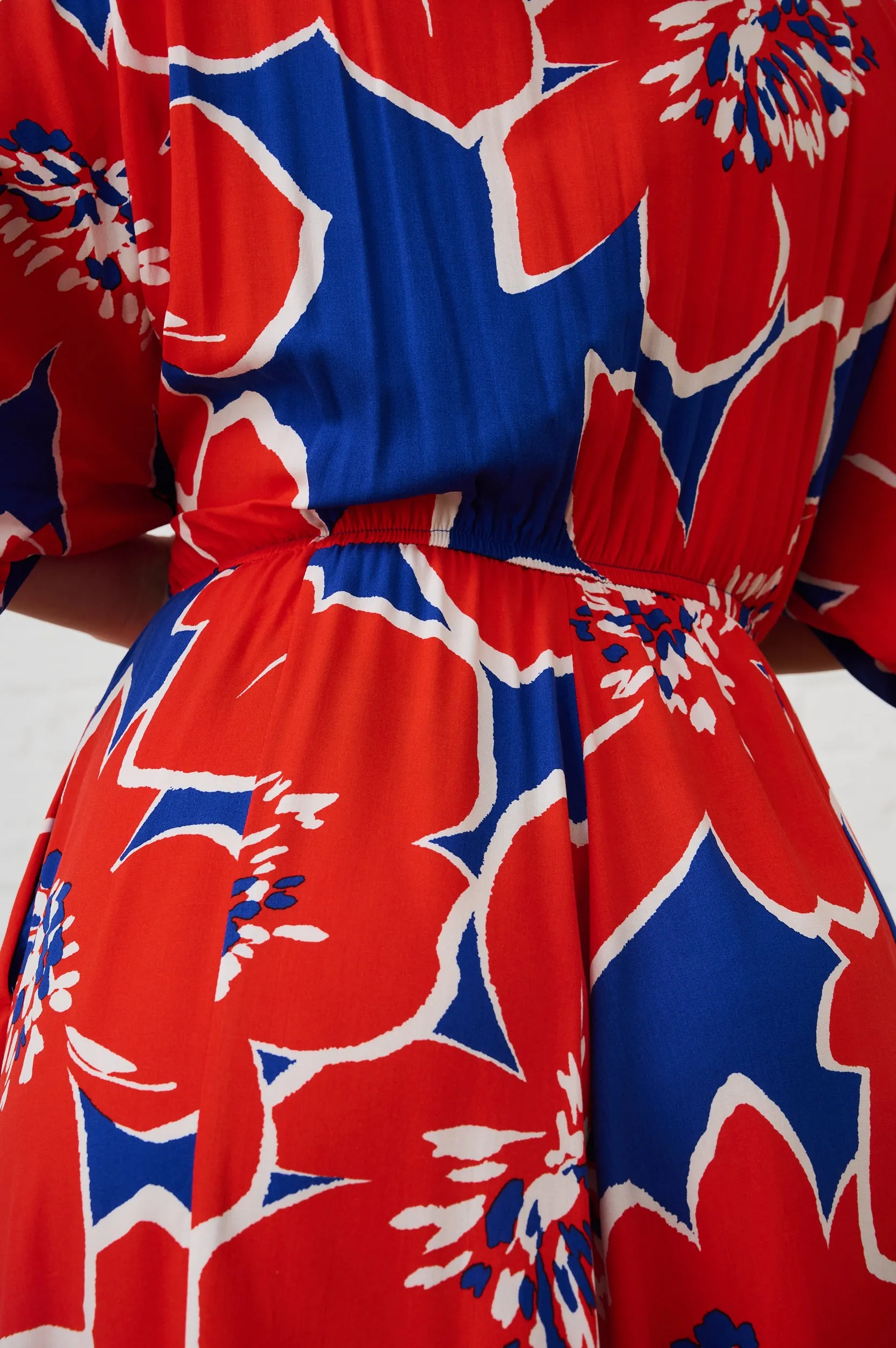 Ombre-Effect Graphic Bloom Maxi Kaftan Dress