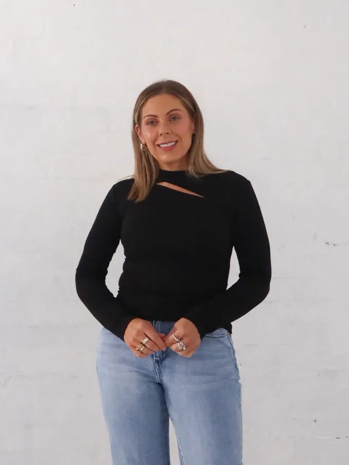 Casual Flex Fit Embroidered Details Daniella Top