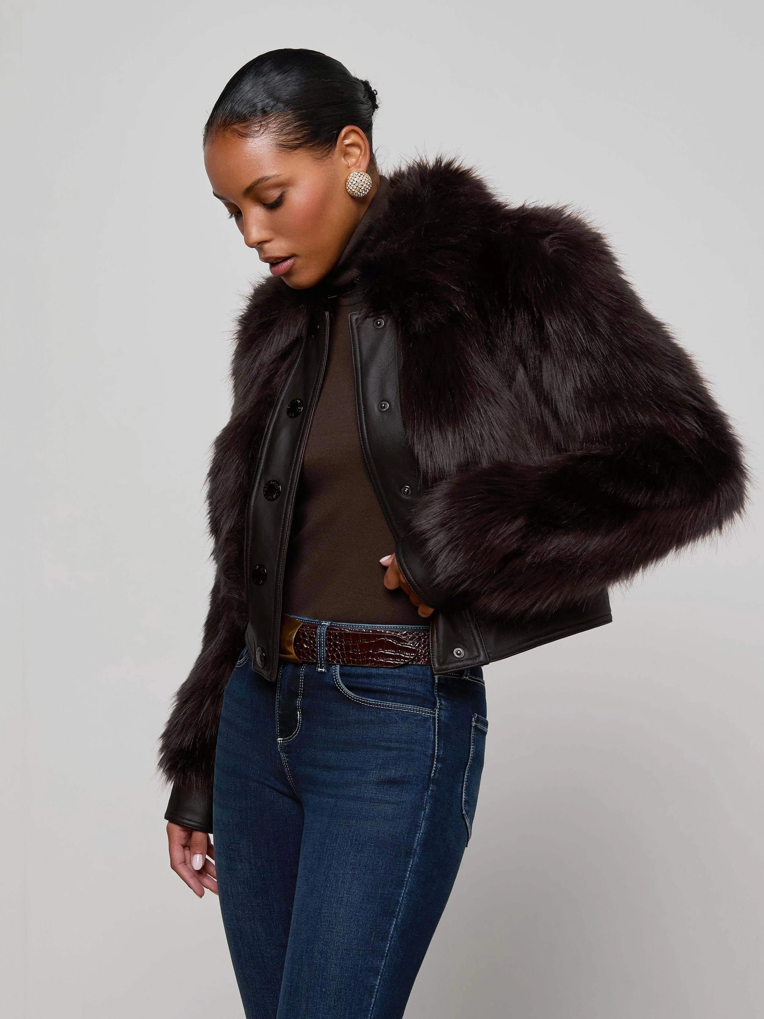 Double stitching AntiStaticLayer Claira Faux Fur Jacket