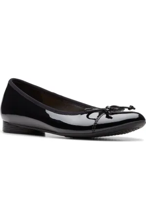 Work Clarks Loreleigh Rae in black patent