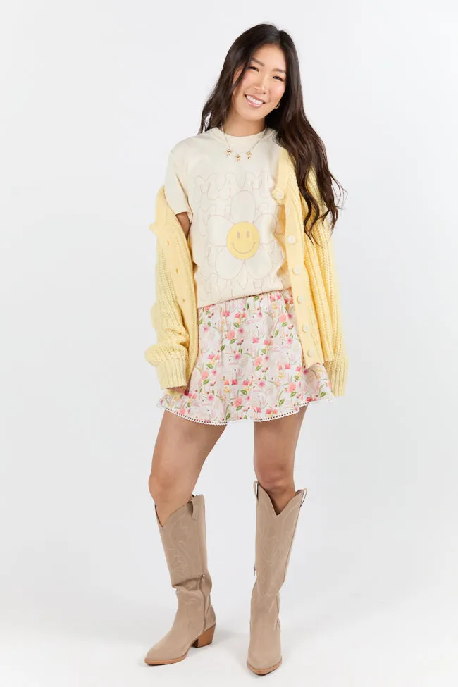 Retro Mama Daisy Ivory Graphic Tee Timeless Layering Sleek Design Fit