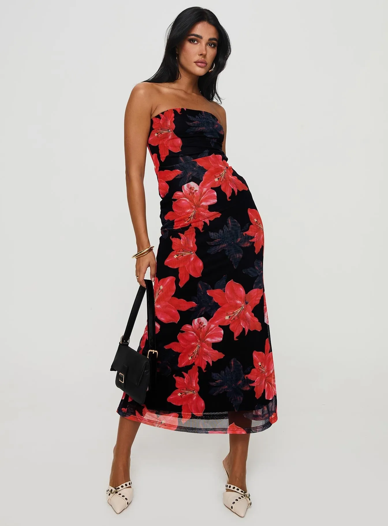 Celik Strapless Maxi Dress Black / Floral Resort Outfit Romantic Mood