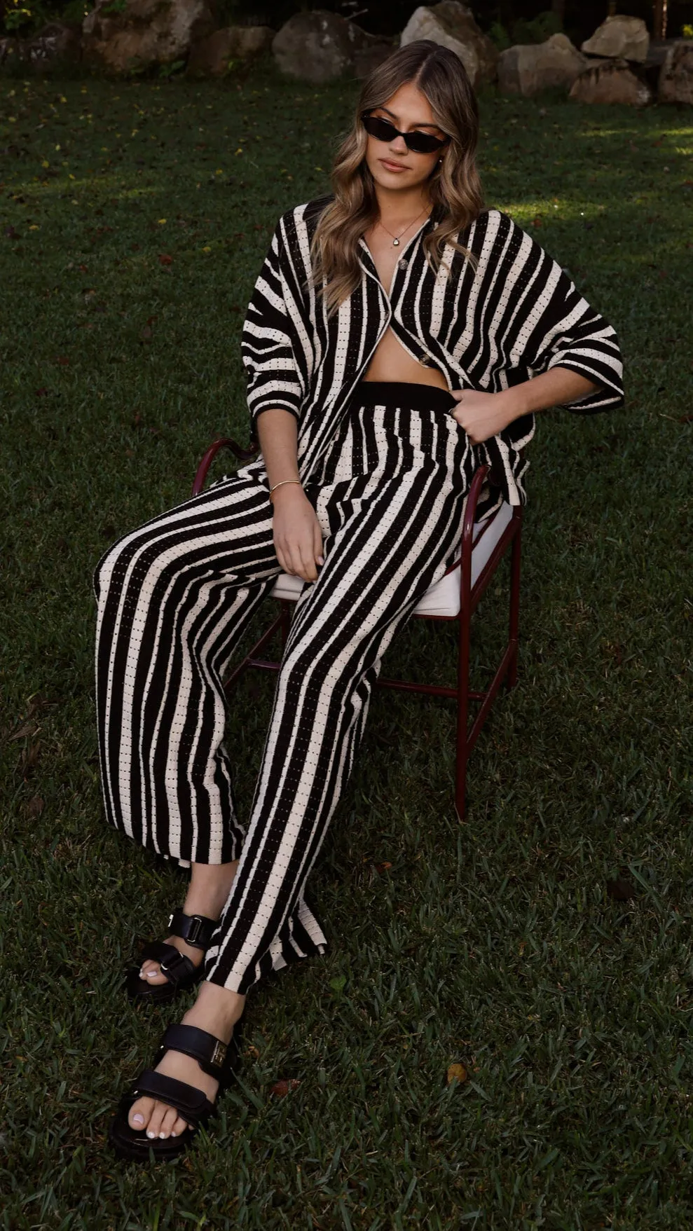 Layered HeatTrap Stitching Non Restrictive Silhouette Layla Knit Wide Leg Pants - Black