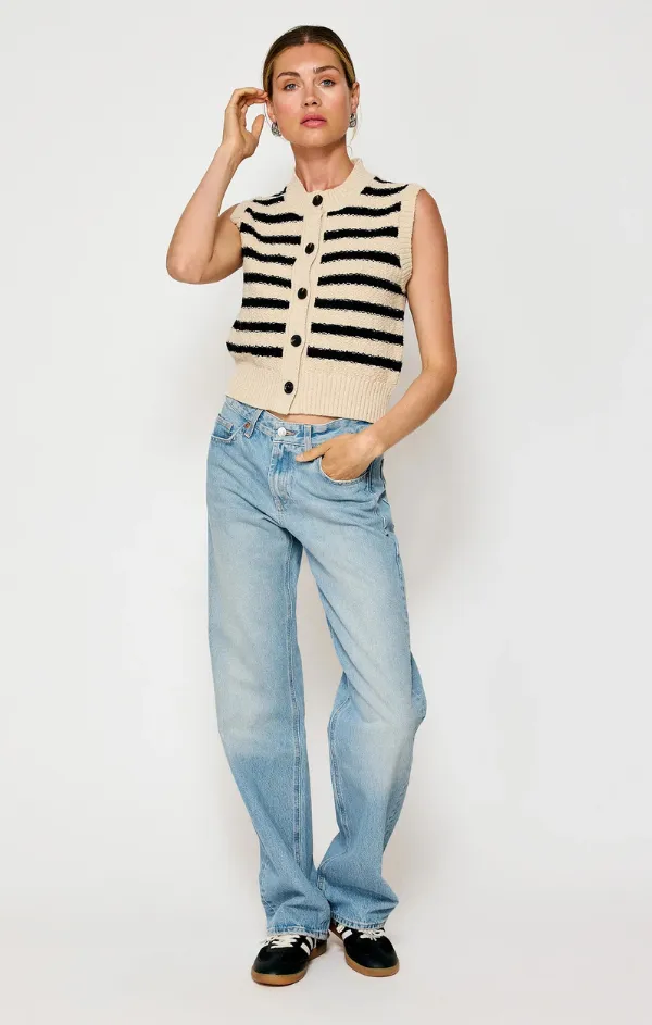 Miri Striped Sweater Vest Anti Pilling Finish Trendy pick