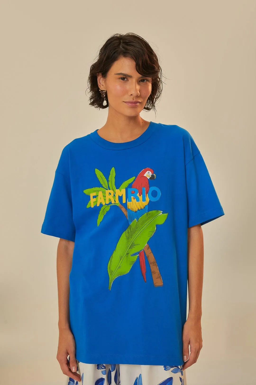 Day-to-Night Look Blue Farm Rio Organic Cotton Relaxed T-Shirt