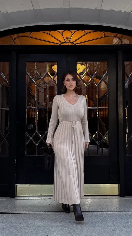 Warm Fabric Autumn Fashion Cyra Long Sleeve Maxi Dress - Beige