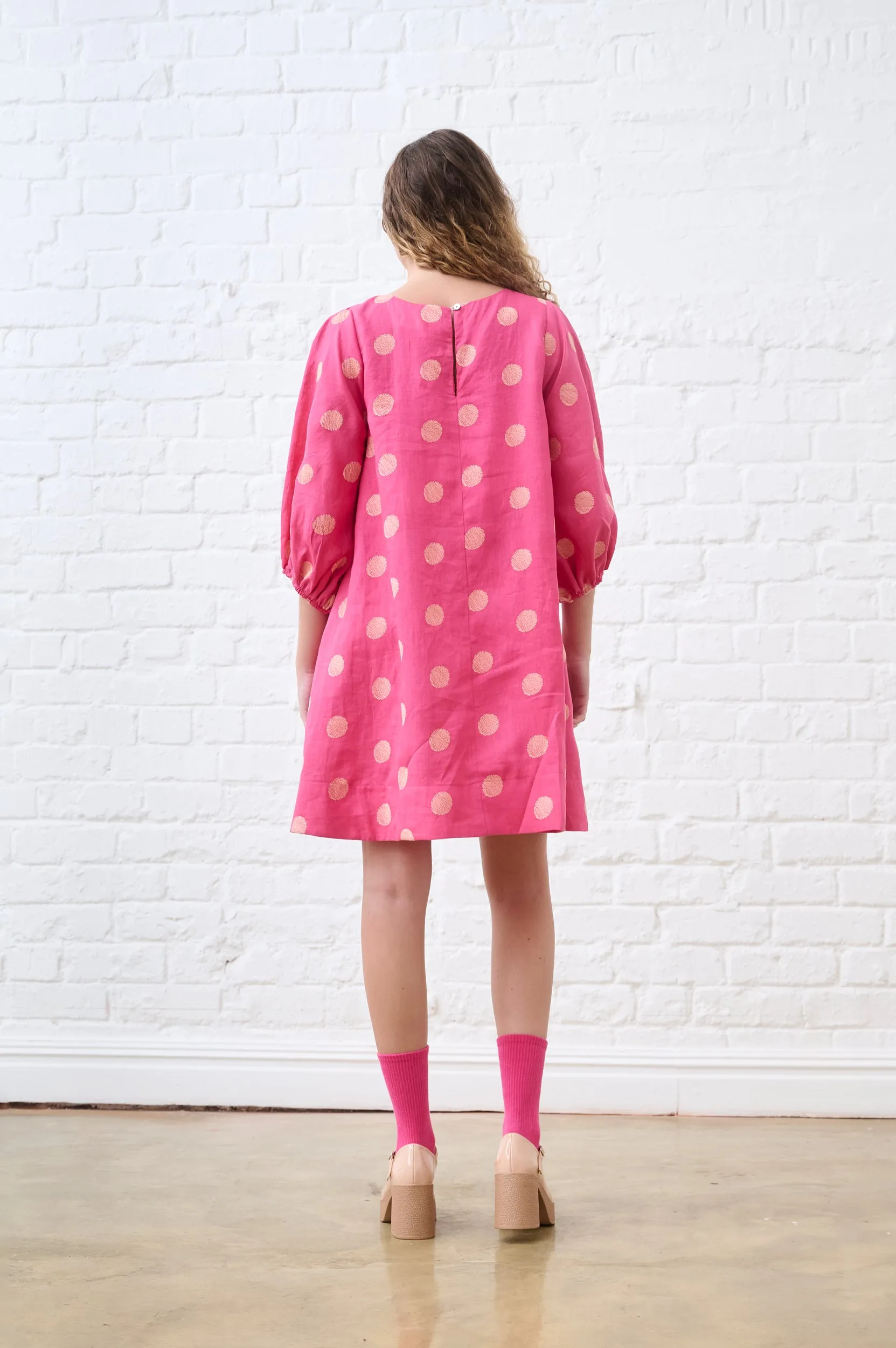 The XO dress in Spot linen Relaxed Fit Belted-Style