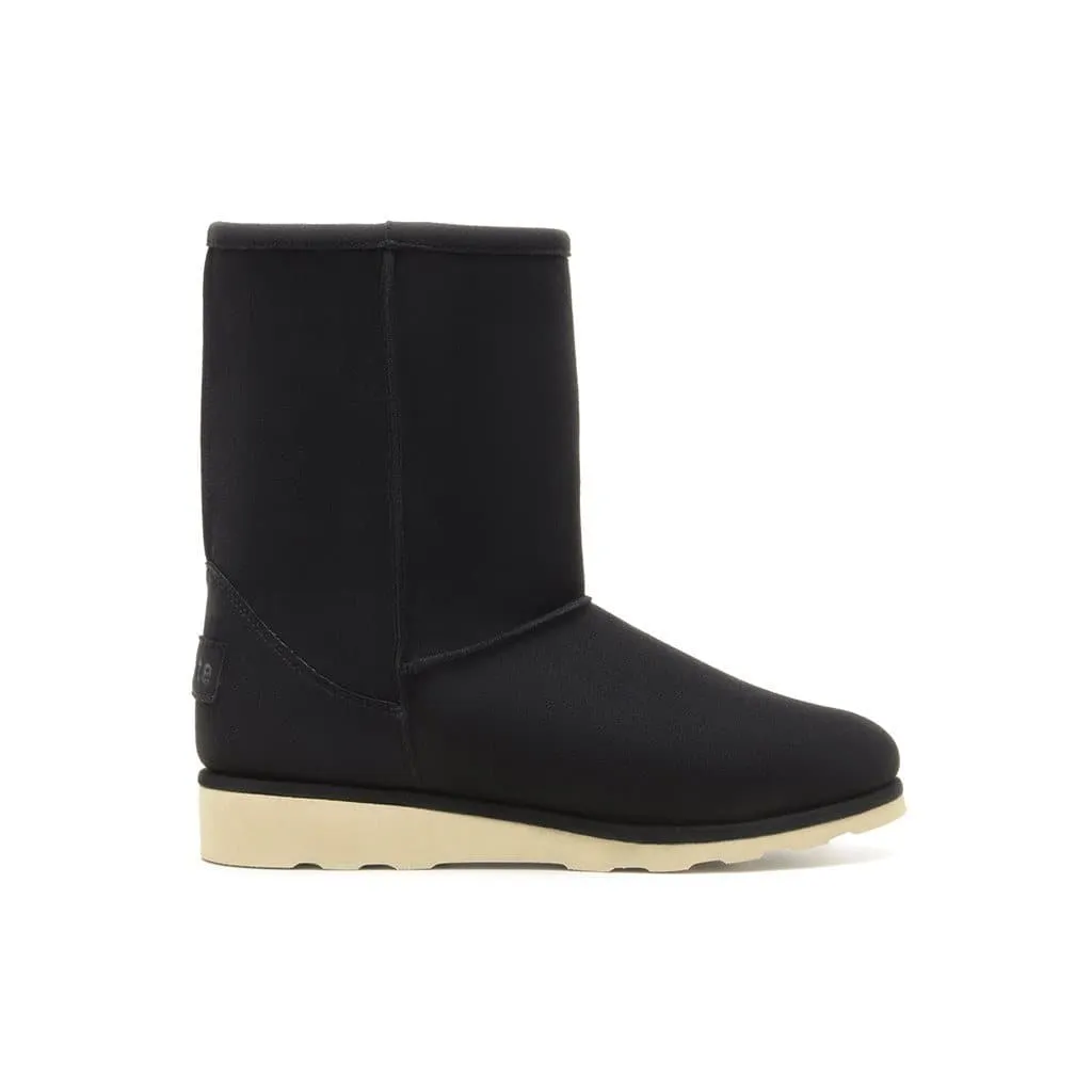 Flexible Frame Daily Walks Comfort Oriented 'Willow' high-quality fur-lined slipper boot - black