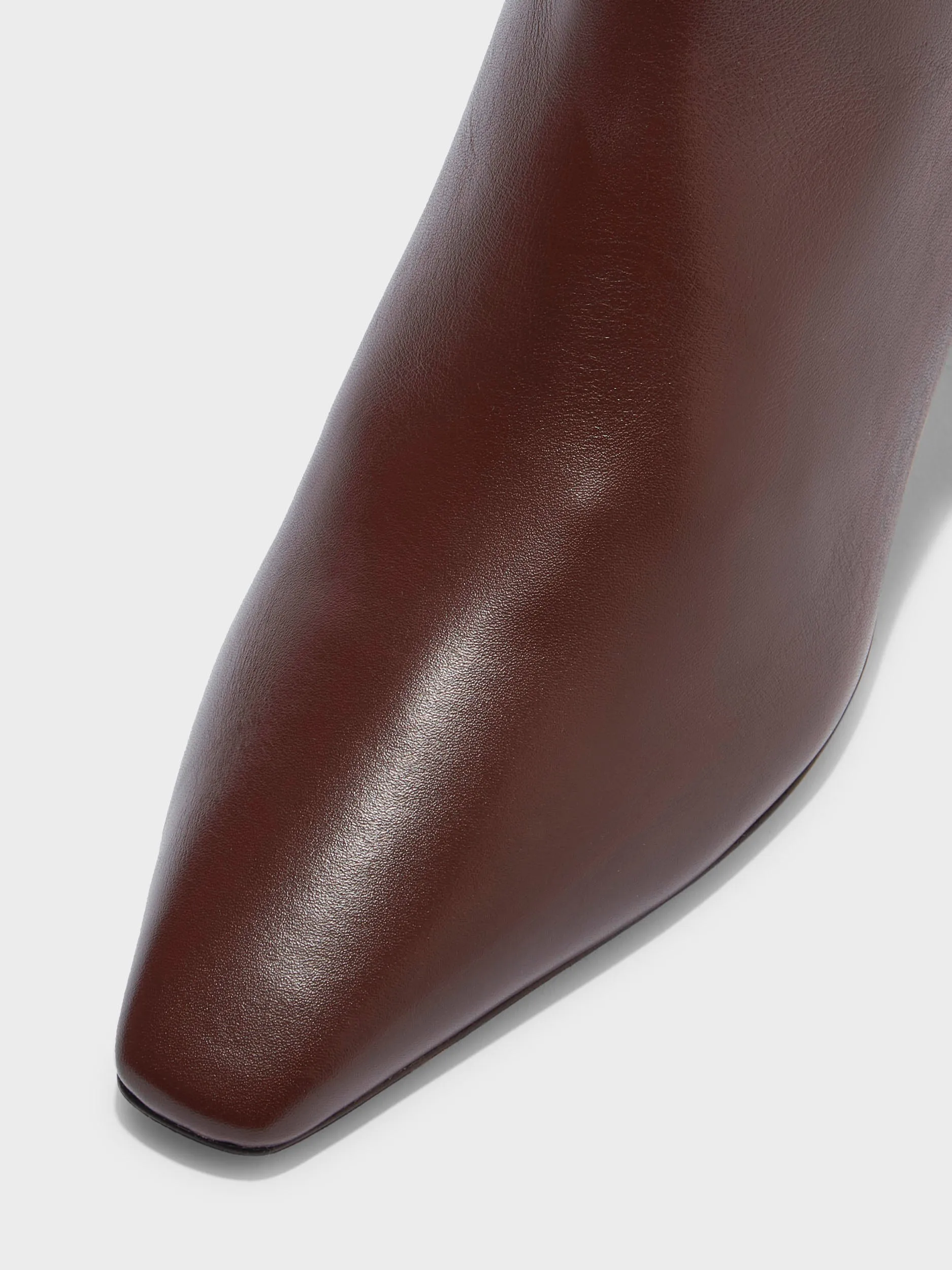 Koko Leather Ankle Boots Trendy Look