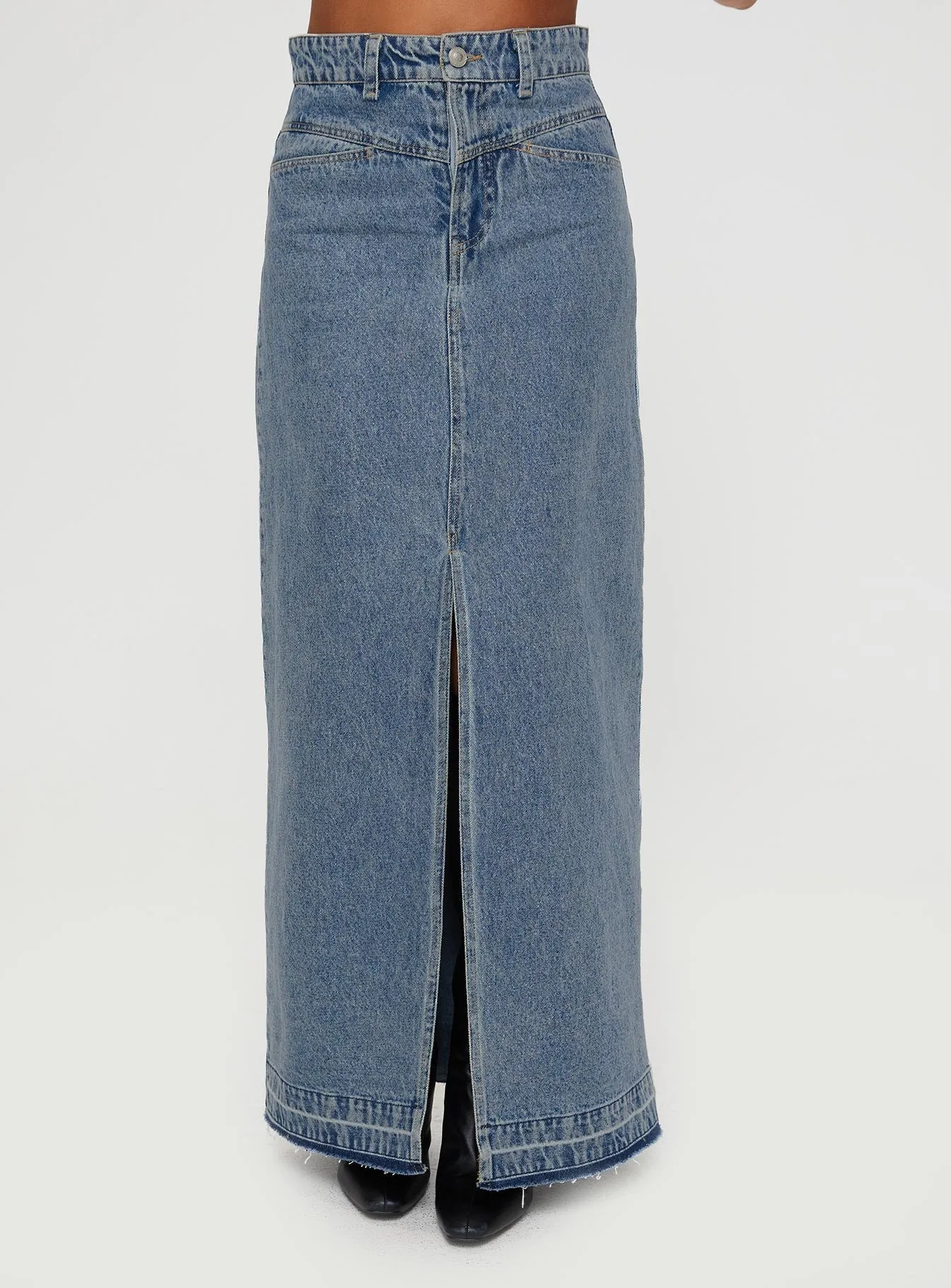 Button Details Mood Dressing Deneuve Denim Maxi Skirt Mid Wash