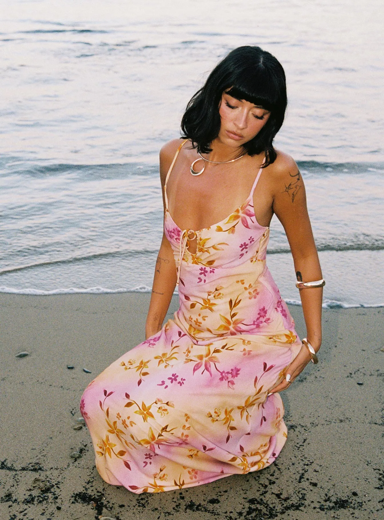 Lauraline Maxi Dress Pink / Floral Perfect Fit Look