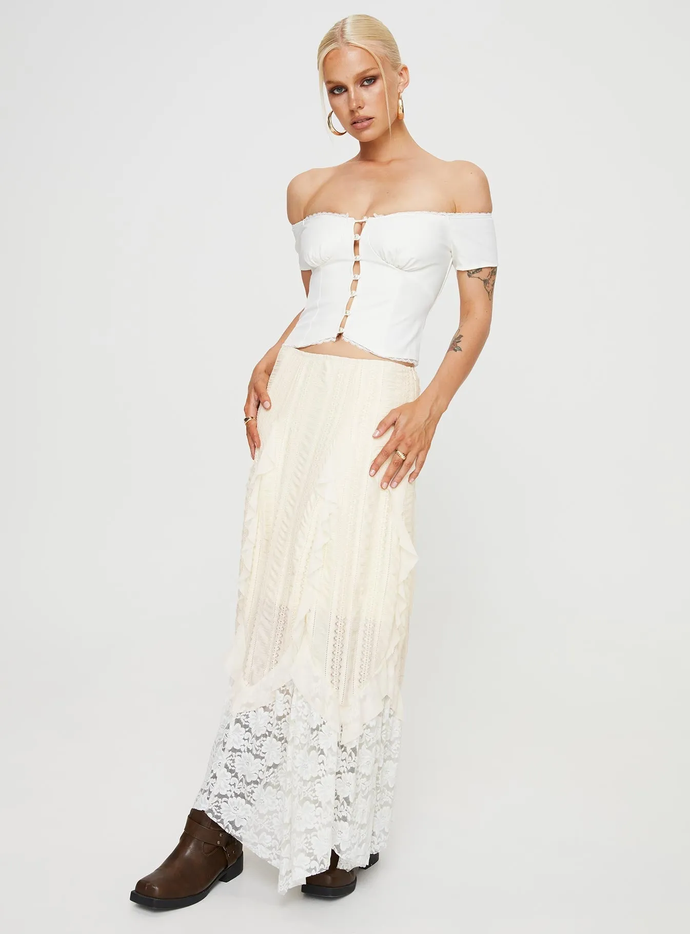 Drawstring closure Astryd Lace Maxi Skirt Cream