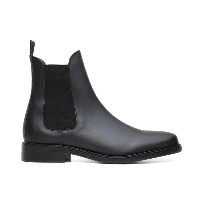 Trendy Footwear 'Dylan' Unisex Chelsea vegan boots by Ahimsa - black
