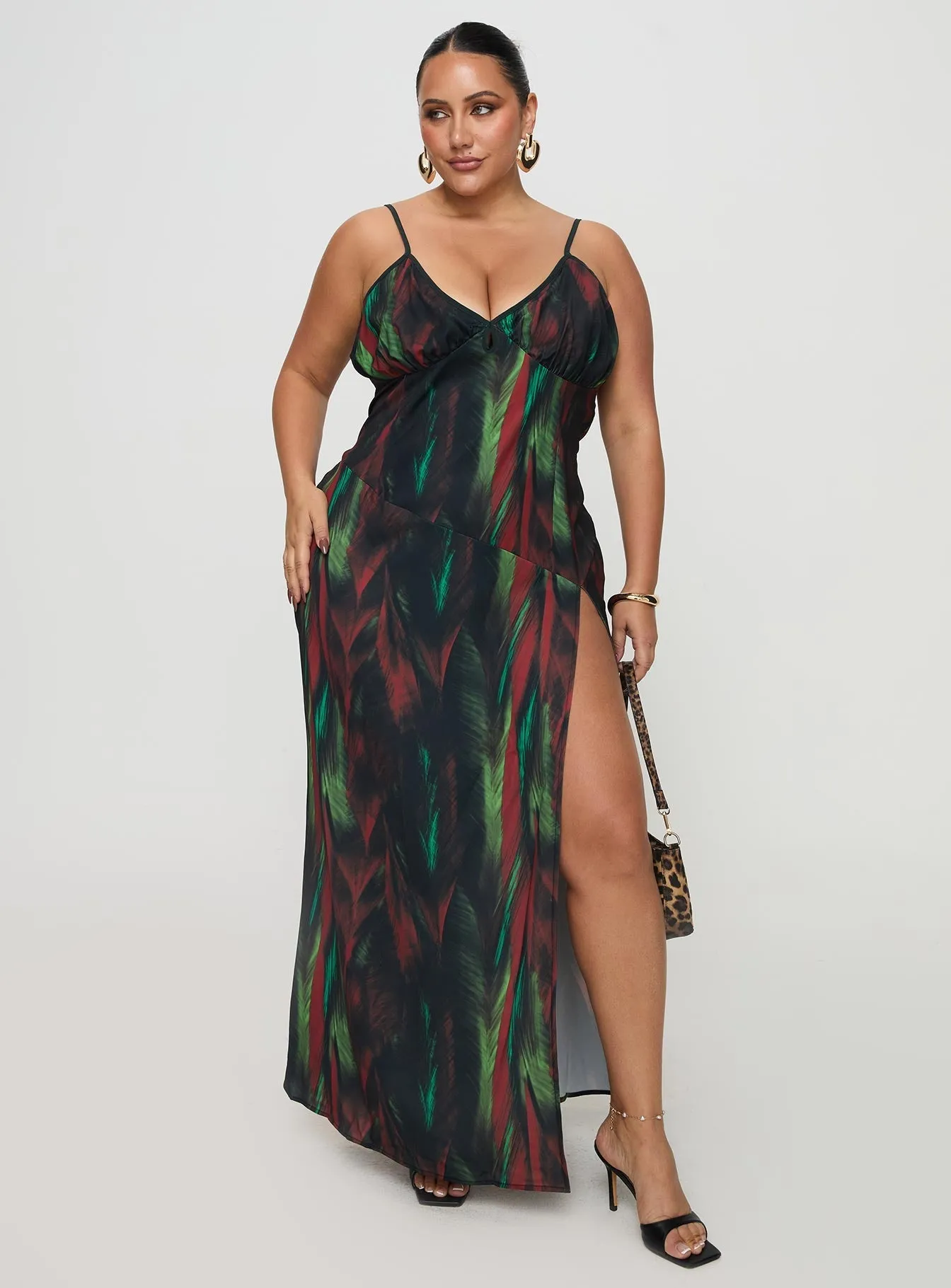 Day To Night OdorControlTreatment Feather Maxi Dress Multi Curve