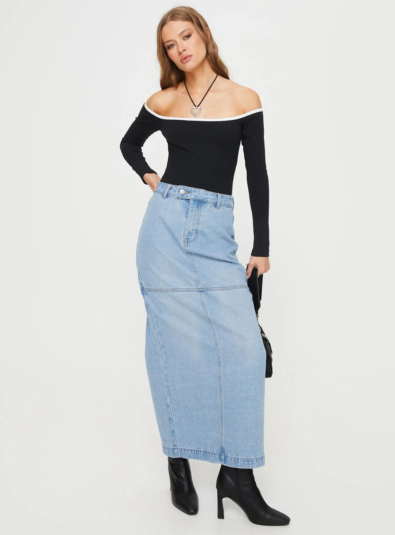 Markanna Denim Midi Skirt Light Wash Plus size option Flat Lay Collar