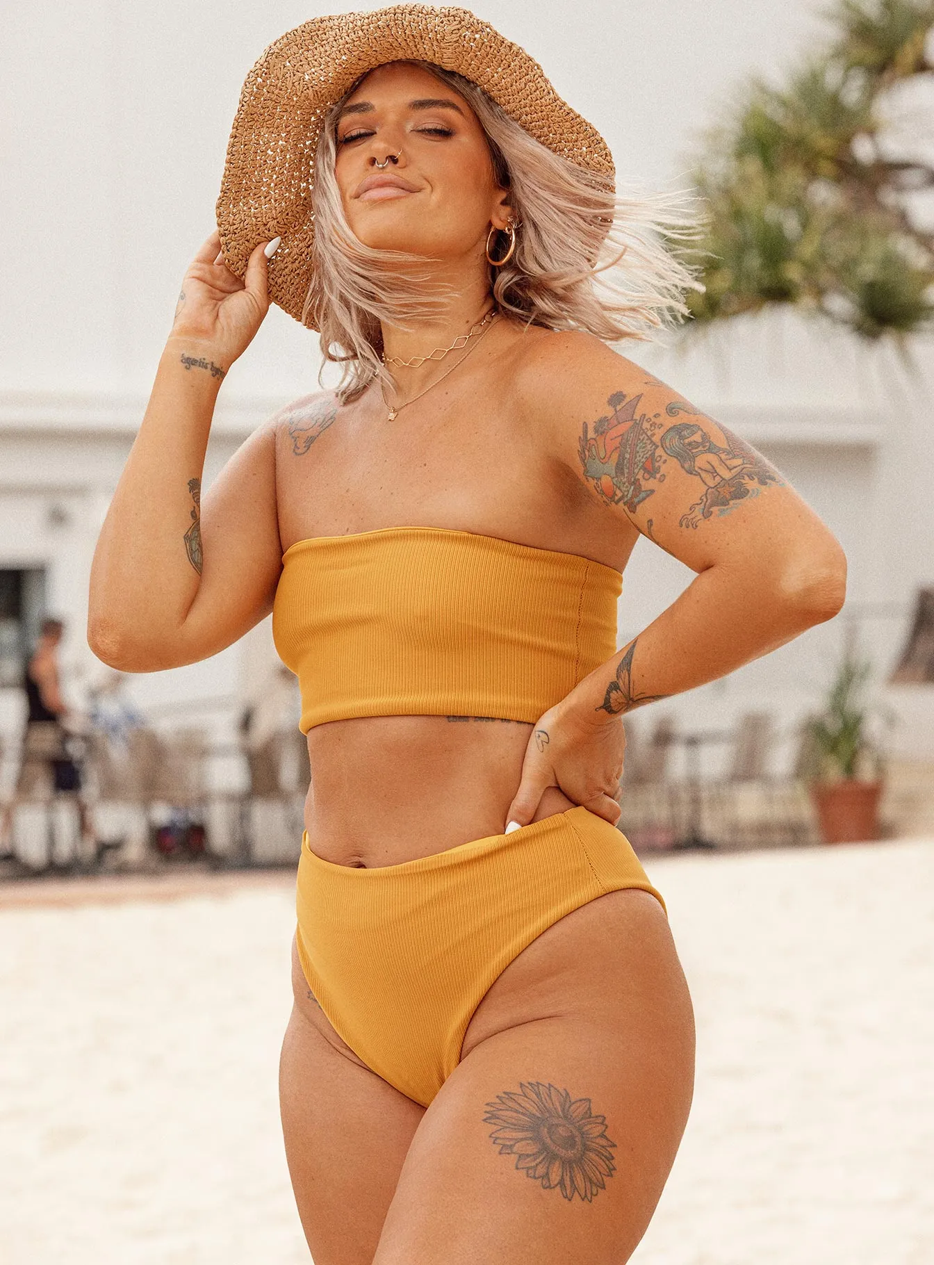 All-Day-Comfort Confidence-Boosting Francessca Bandeau Bikini