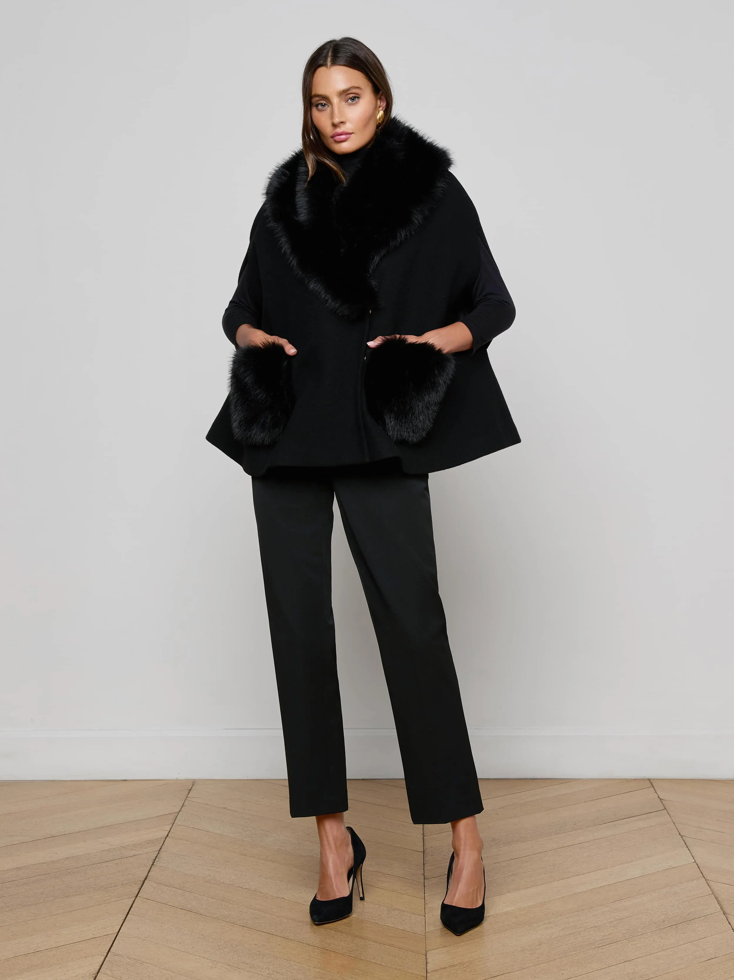 Chana Faux Fur Cape Silicone Grip Trim