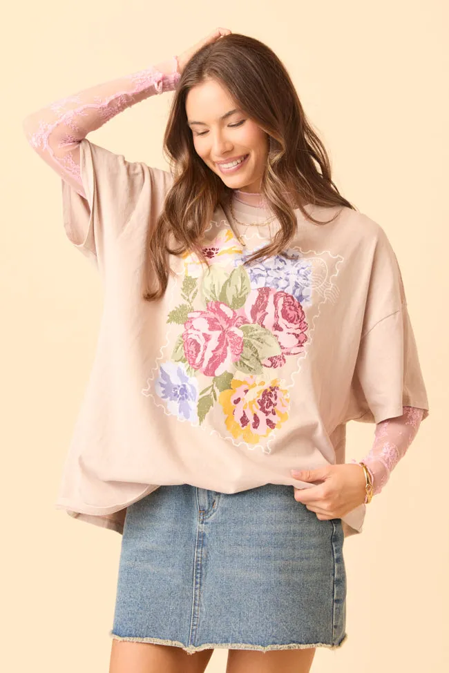 Regular fit normality Floral Stamp Taupe Oversized Graphic Tee