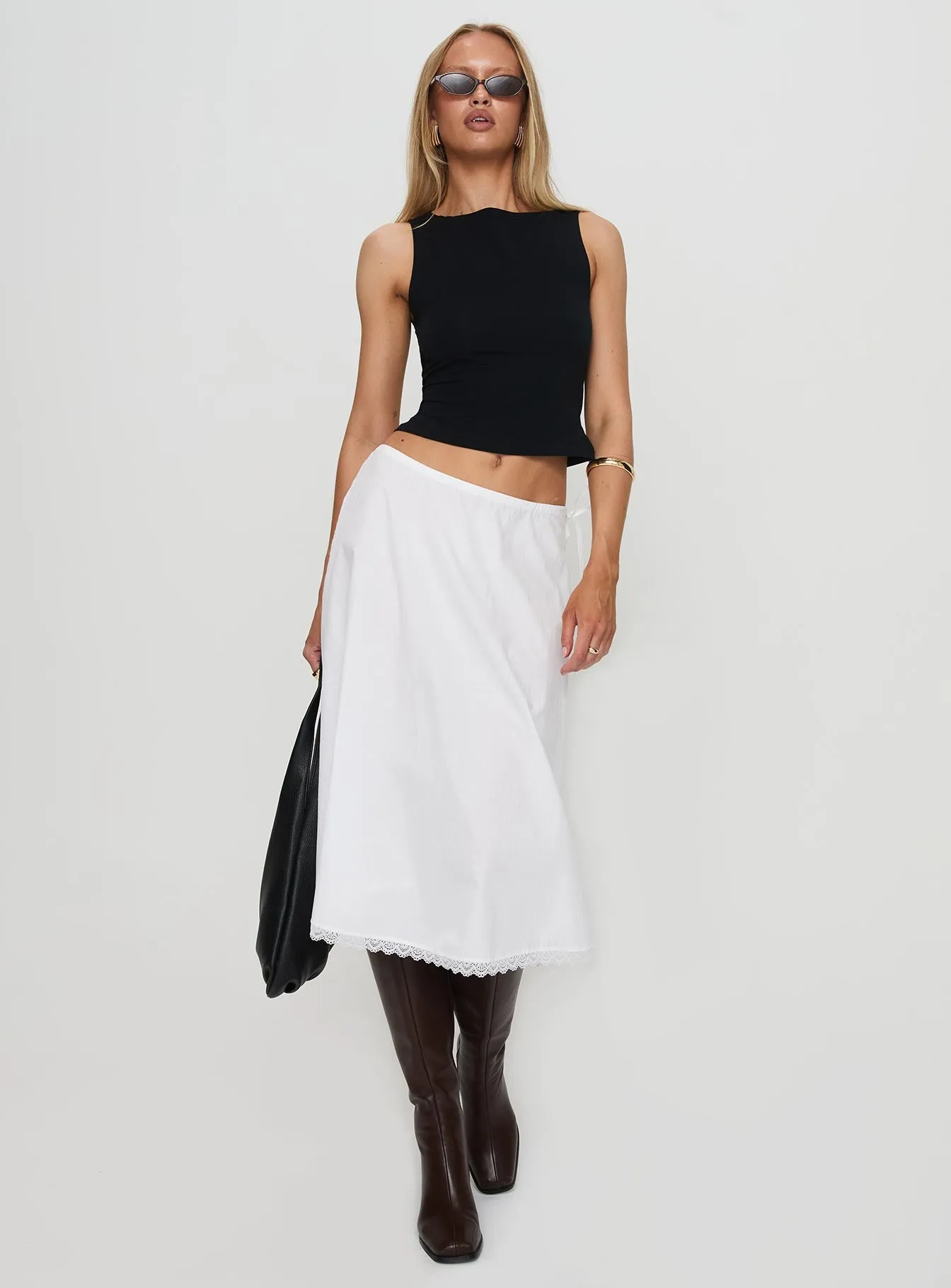 Taka Midi Skirt White Soft Focus Fit Choice