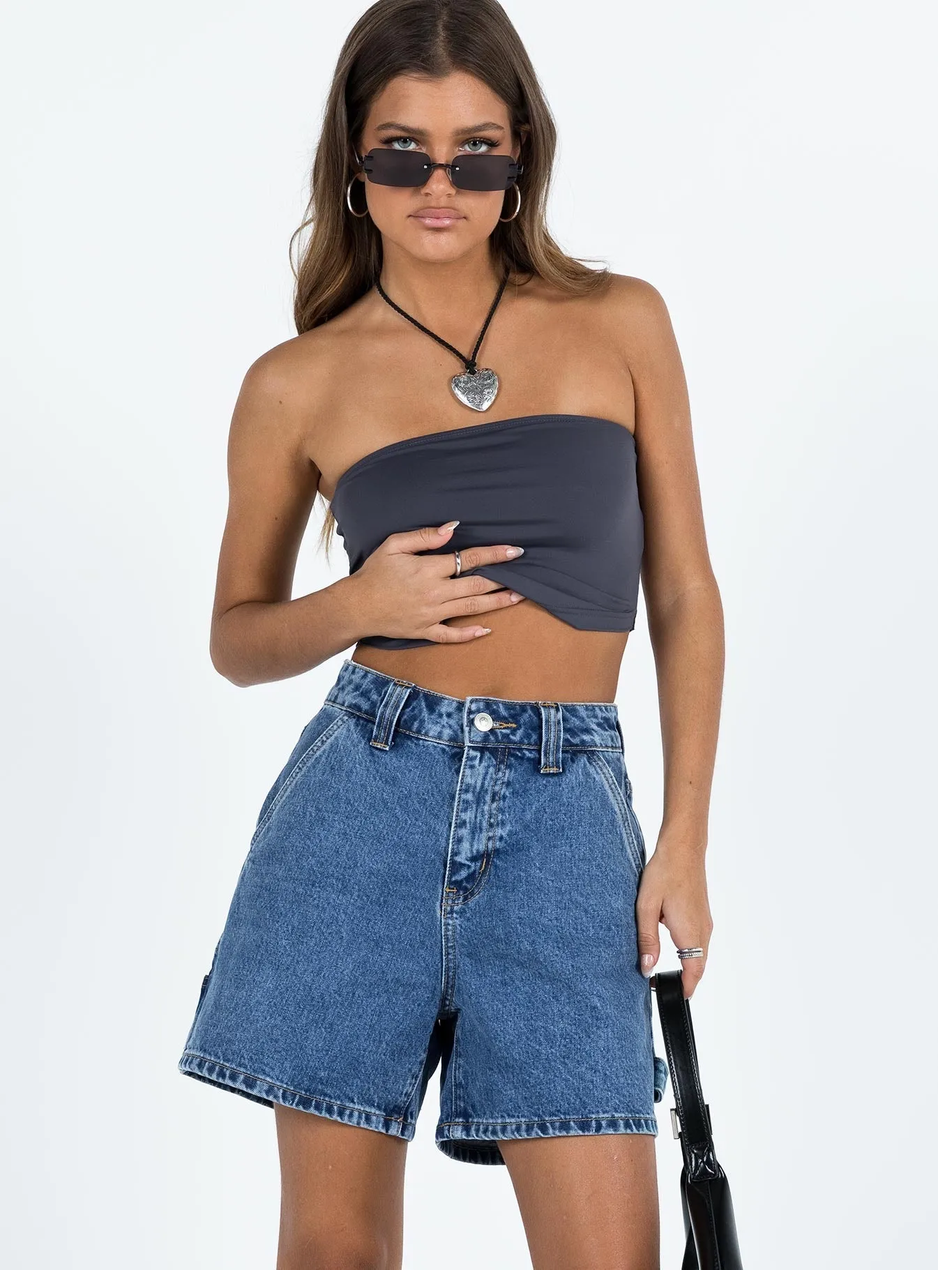 Lou Carpenter Denim Shorts Mid Wash Petite Chill Mood