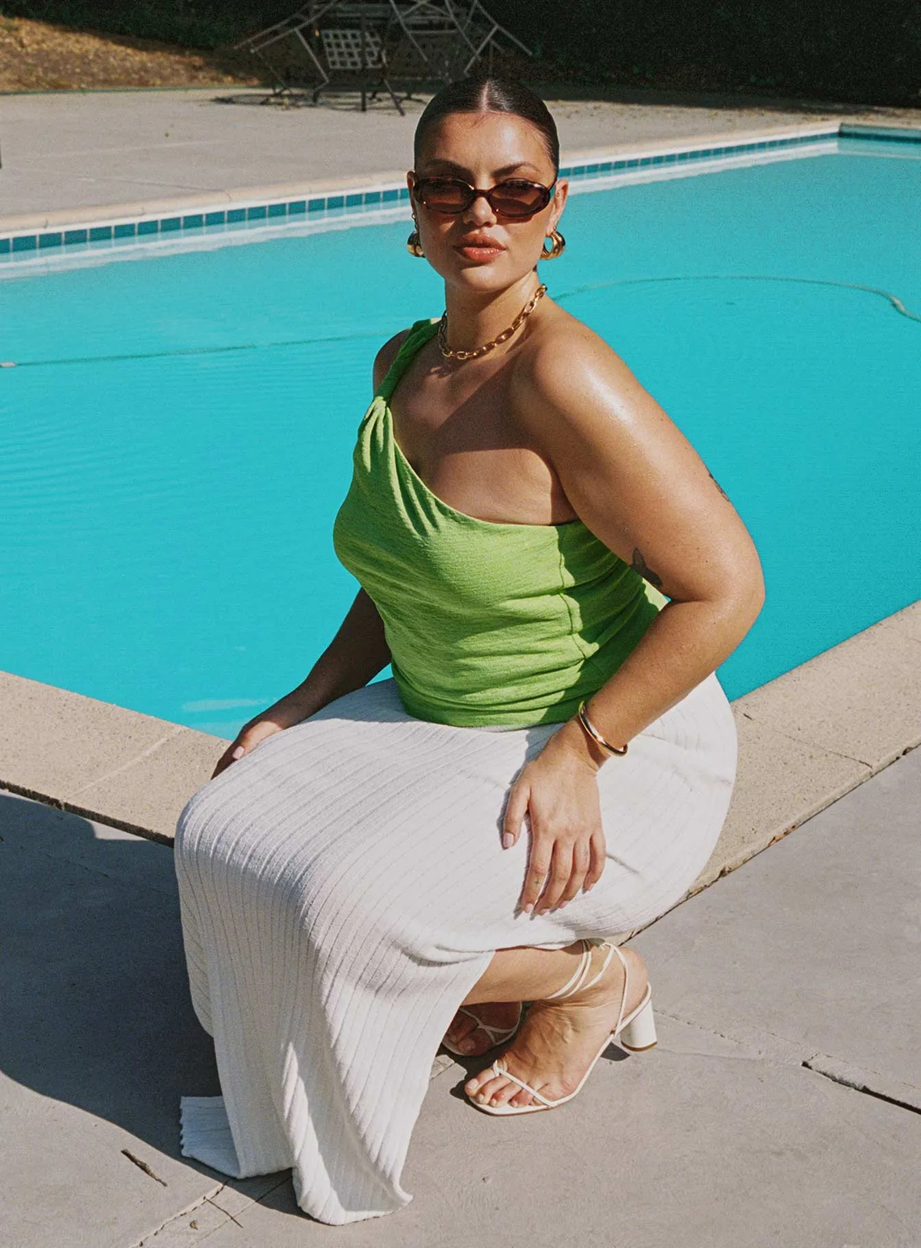 Comfort Wear Bold Accent Santorini Knit Maxi Skirt White Curve