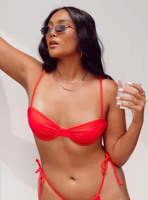 Colorfast Fabric Non Absorbent Quick Dry Juliet Bikini Top Red