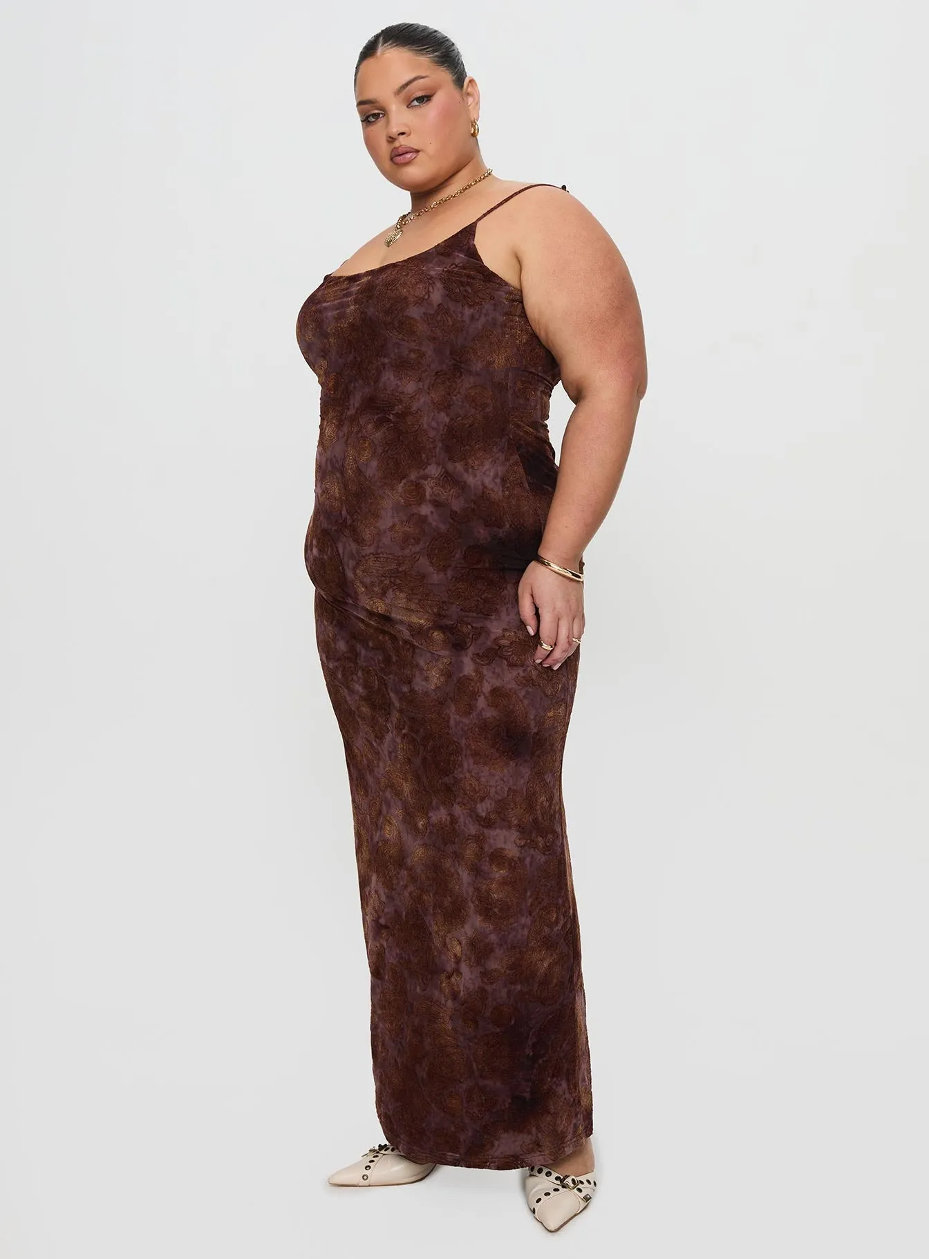 Knox Maxi Dress Chocolate Paisley Curve Wide Hemline