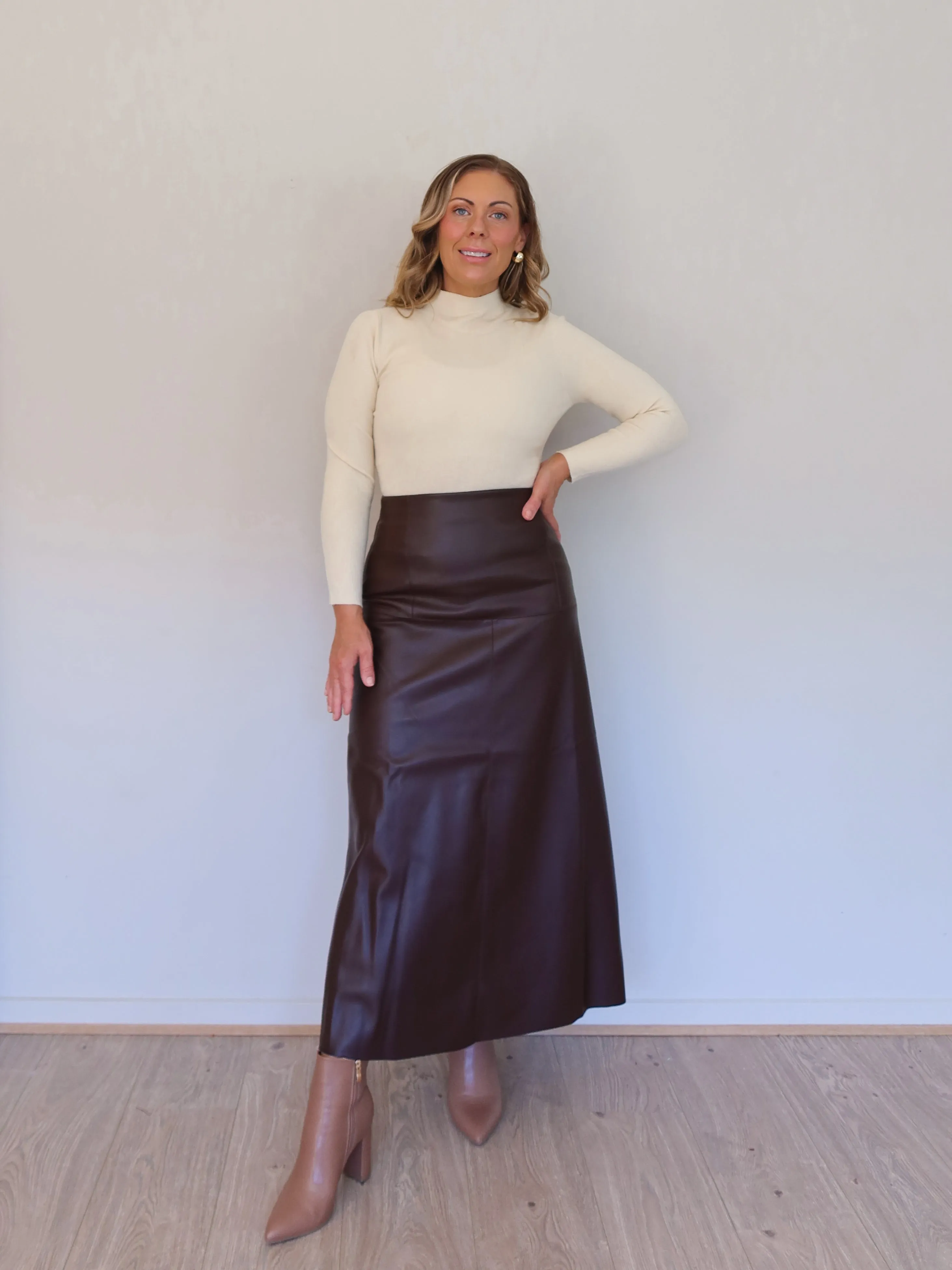 Playful Prints Breathable fabric Kym Knit Top - Cream