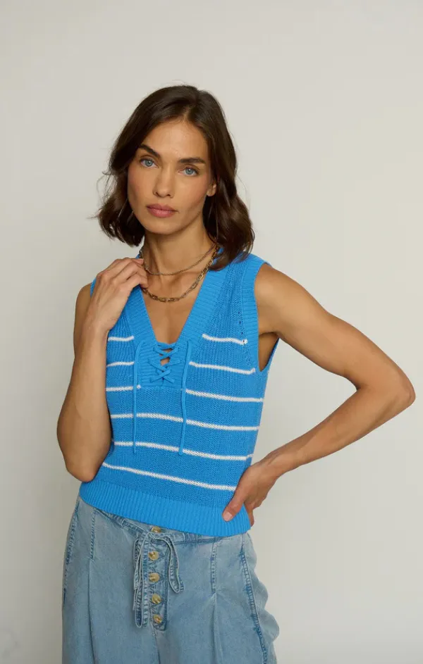 Subtle Detail Lace Up Sleeveless Top