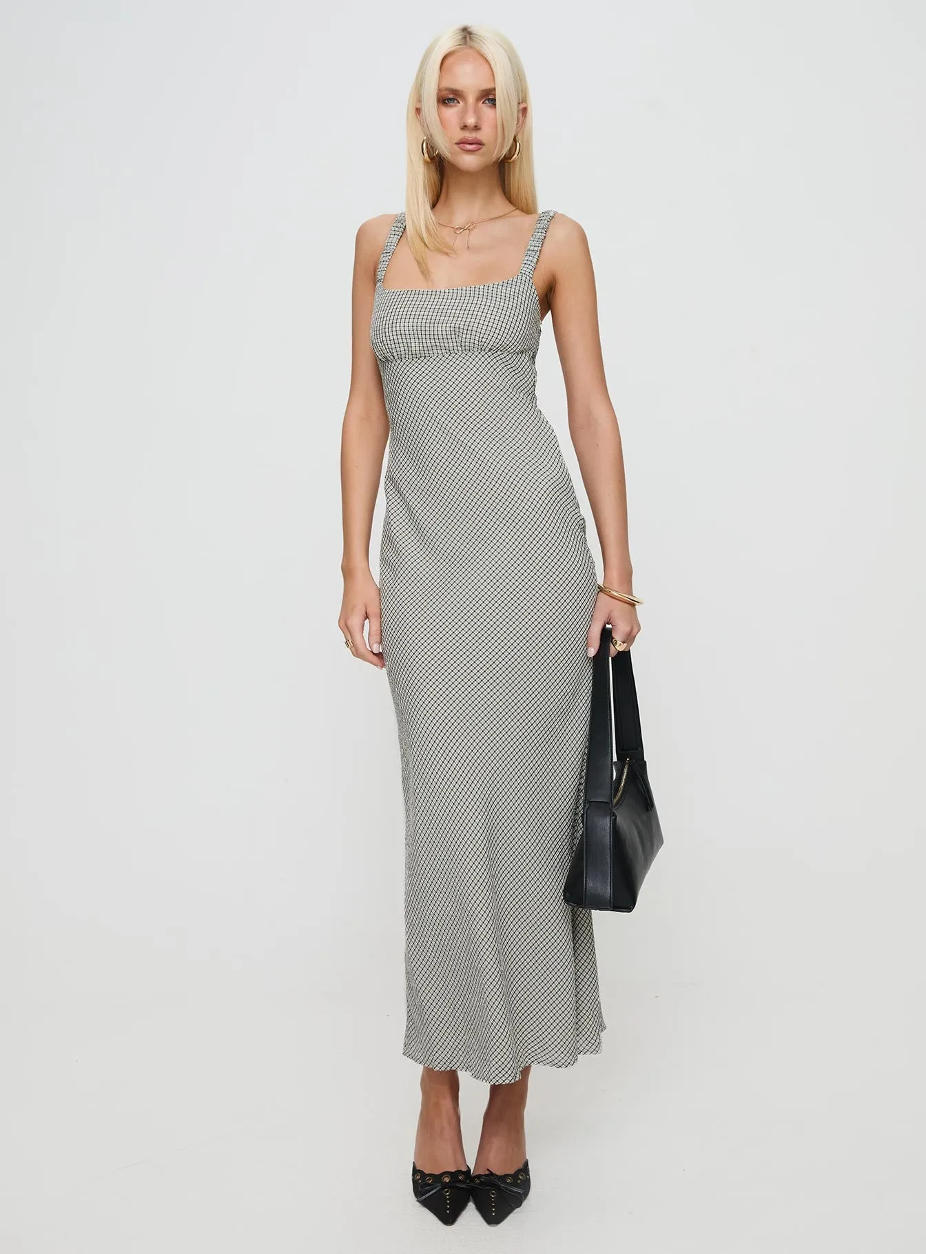 Soft Design Sleek Silhouette Larni Maxi Dress Multi