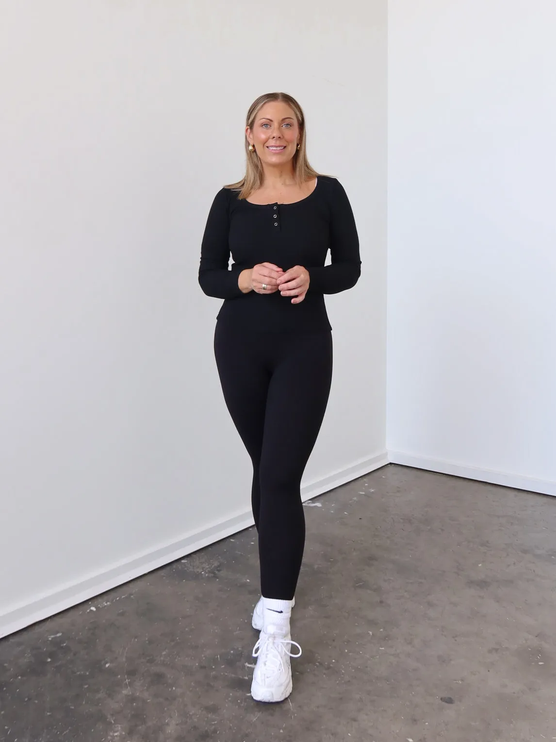 Comfy Wear Fit Prudence Top - Black