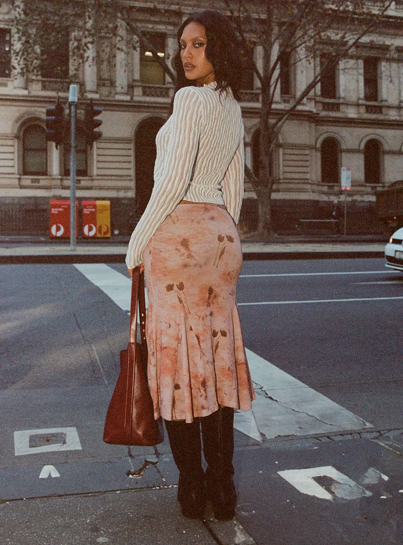 Chill Wear Lewish Low Rise Midi Skirt Natural Floral