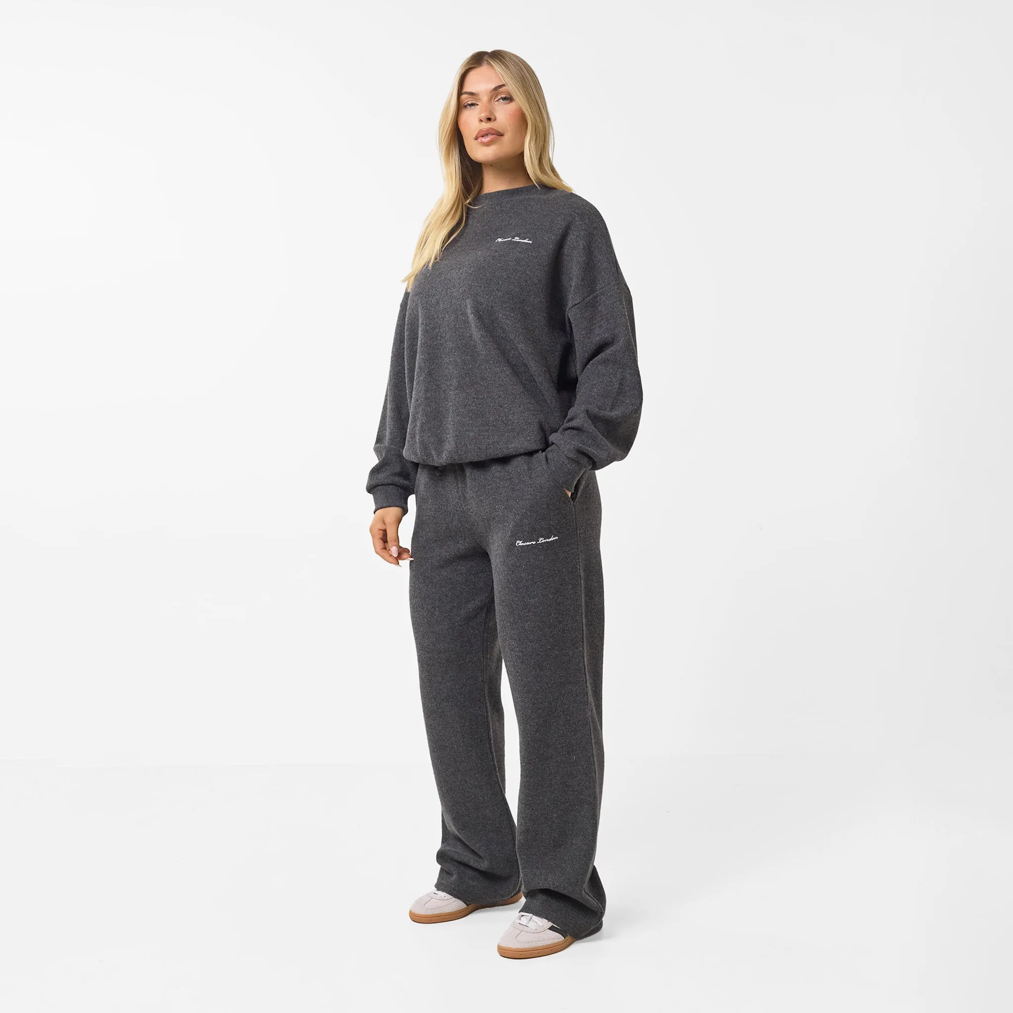 Soft Knit Crewneck I Charcoal Easy Outfit
