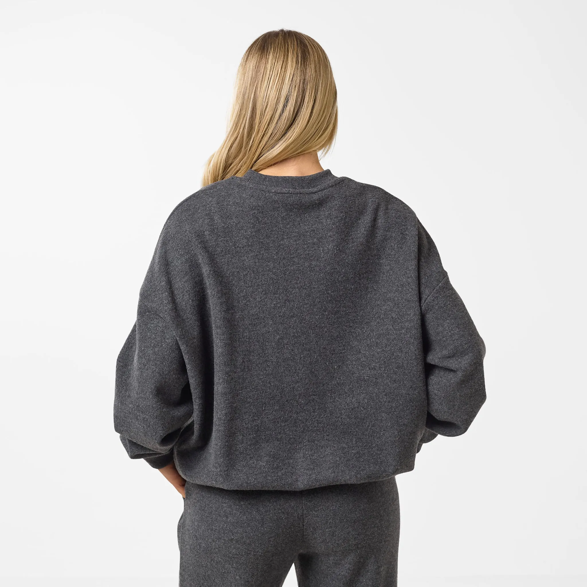 Soft Knit Crewneck I Charcoal Active Gear